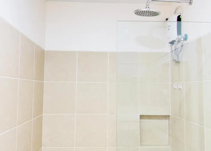 Aparthotel Cozy 1br Staycation Unit At The Celandine, Balintawak, Quezon *