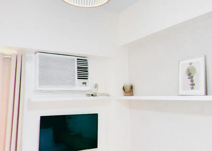 Aparthotel Cozy 1br Staycation Unit At The Celandine, Balintawak, Quezon *